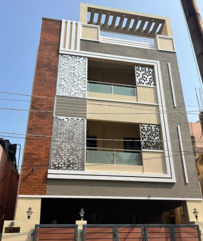 Commercial Construction Services in Maduravoyal